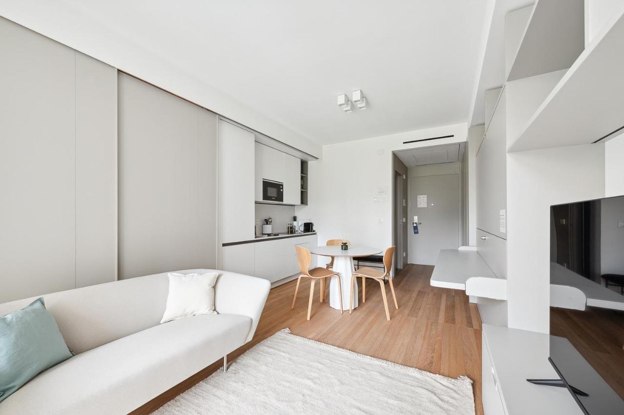 Limehome Milan Via Stresa المظهر الخارجي الصورة